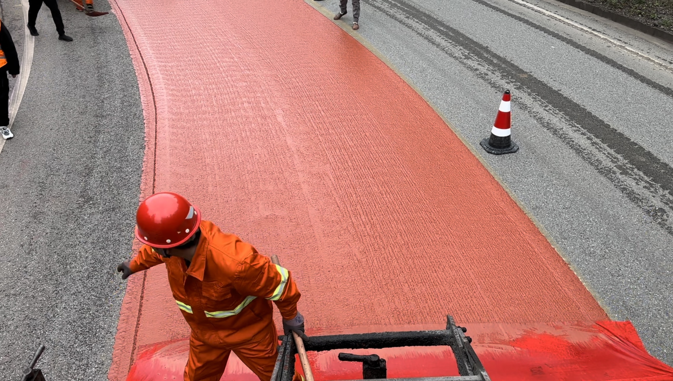 Water based polymer frosted ground spraying